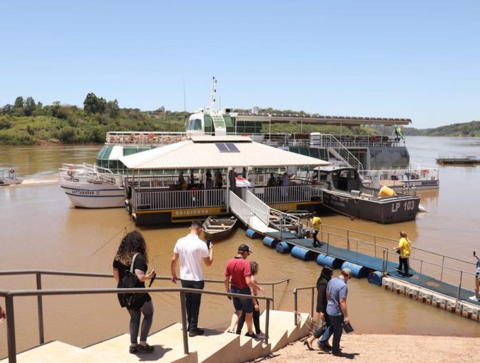 18-11-22-fam-katamaran-6