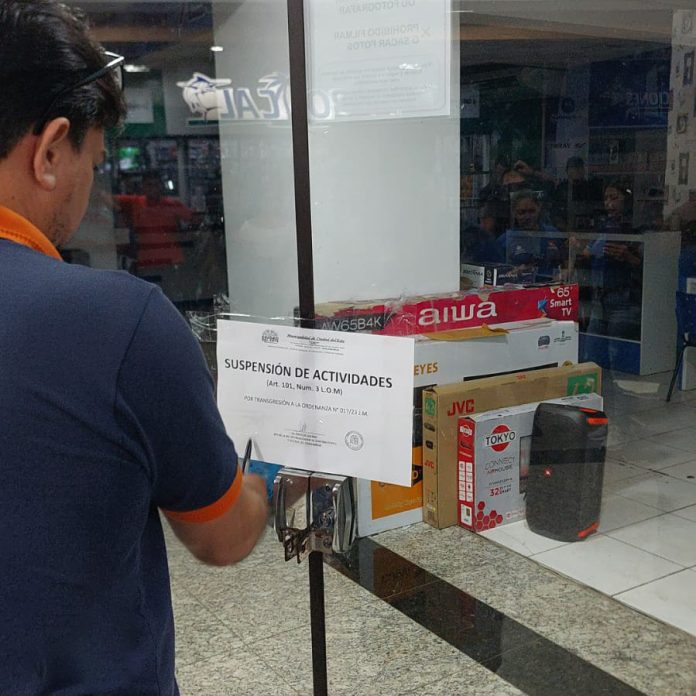 clausura de comercio