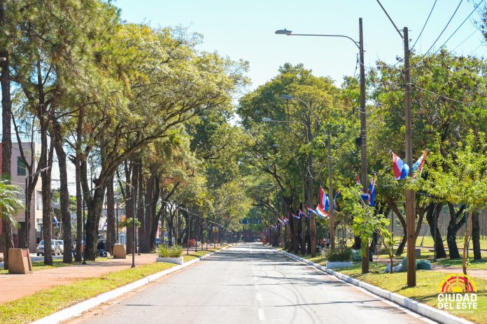 Av. Bernadino Caballero