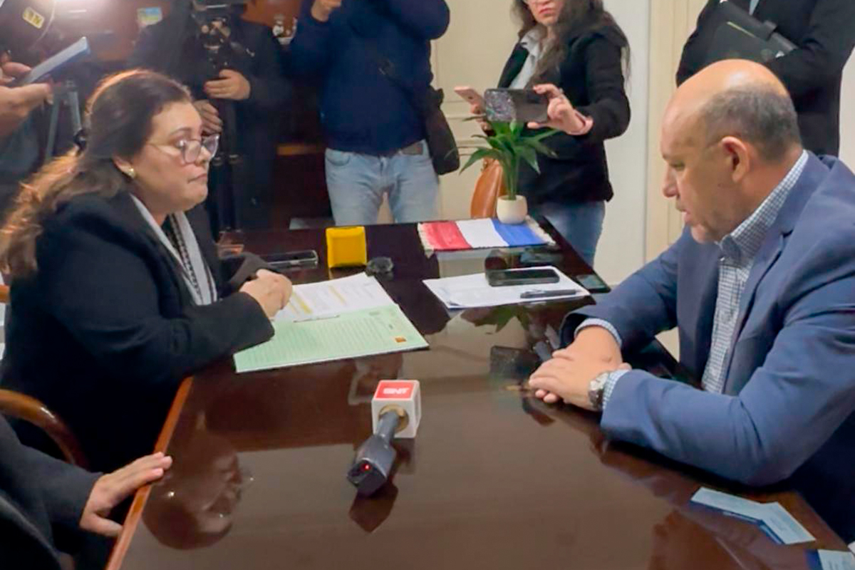 escribana_interventor